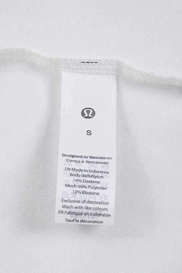 ブランドTシャツ角部分ディテール